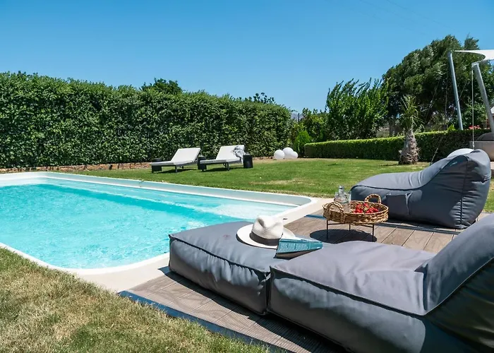 LITHARI Luxury Villa Private Pool, Mountain View