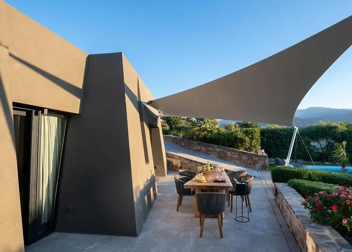 LITHARI Luxury Villa Private Pool, Mountain View