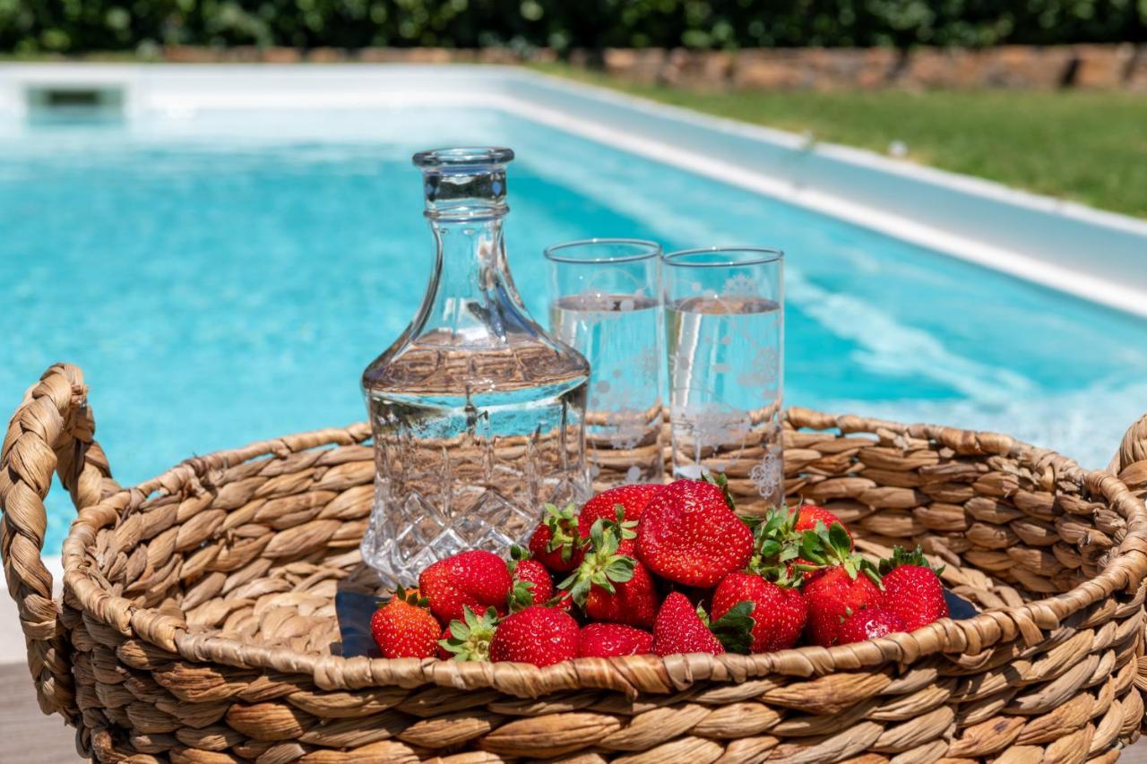 Lithari Luxury Private Pool, Mountain View Villa