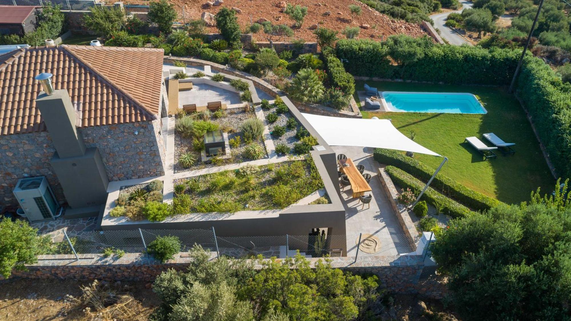 Lithari Luxury Private Pool, Mountain View Villa